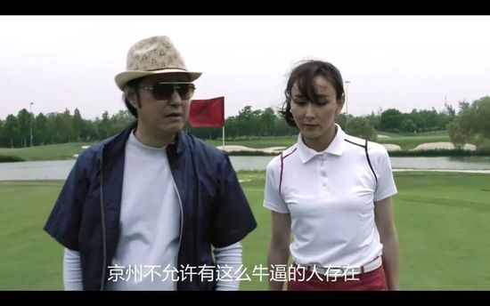 我们没有考虑签下另一名中后卫，尽管我们有两名中后卫缺席，但我们还有另外两人，而且我们还有紧急解决方案，比如琼阿梅尼和卡瓦哈尔。